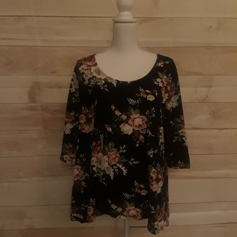 Obsession High Low 3/4 Sleeve Top size 2xl
